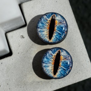 Blue dragon cat eye iris image ear wooden or clay tunnels 4,5,6,8,10,11,12,14,16,18,20-40mm;6,4,2g,0g,00g;1/4,5/16,3/8,1/2,9/16,5/8,3/4&quot;