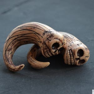 Bone imitation skull gauges ear hanging plugs,Polymer clay gauges,diameter 6,8,10,12,14,16,18,20mm;2g,0g,00g;5/16&quot;,3/8&quot;,1/2&quot;,9/16&quot;,5/8&quot;,3/4&quot;