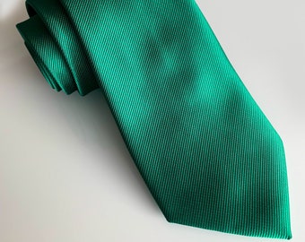 Emerald Green Men's Necktie - Matching for Atom Attire Infinity Dresses | Wedding | Groom | Best Man | Kelly Green | Gift | Ideas for him