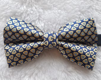 Yellow and Blue Triangles Men's Bow Tie - Match with Atom Attire Dress | Pre Tied | Wedding | Groomsmen | Best Man | Gift | Ideas for him