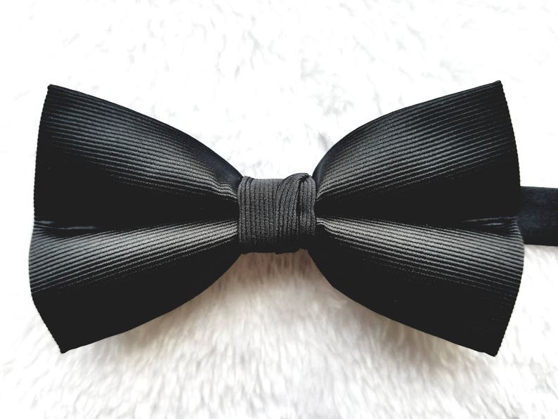 Black Men's Bow Tie Matching for Atom Attire Infinity Dresses Pre Tied Wedding Groomsmen Best Man Gift Ideas for him image 1