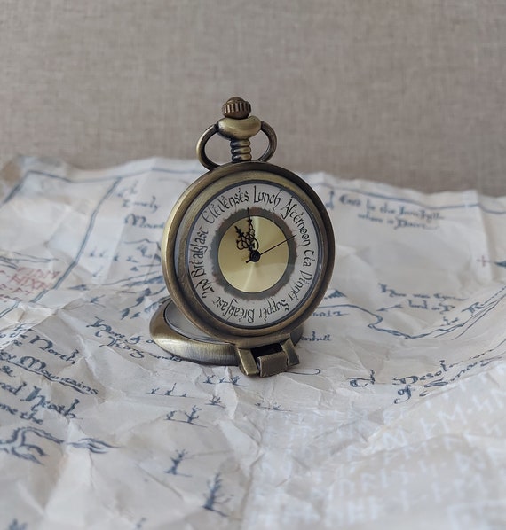Hobbit LoTR Mealtimes vintage look Desk clock Pocket Watch