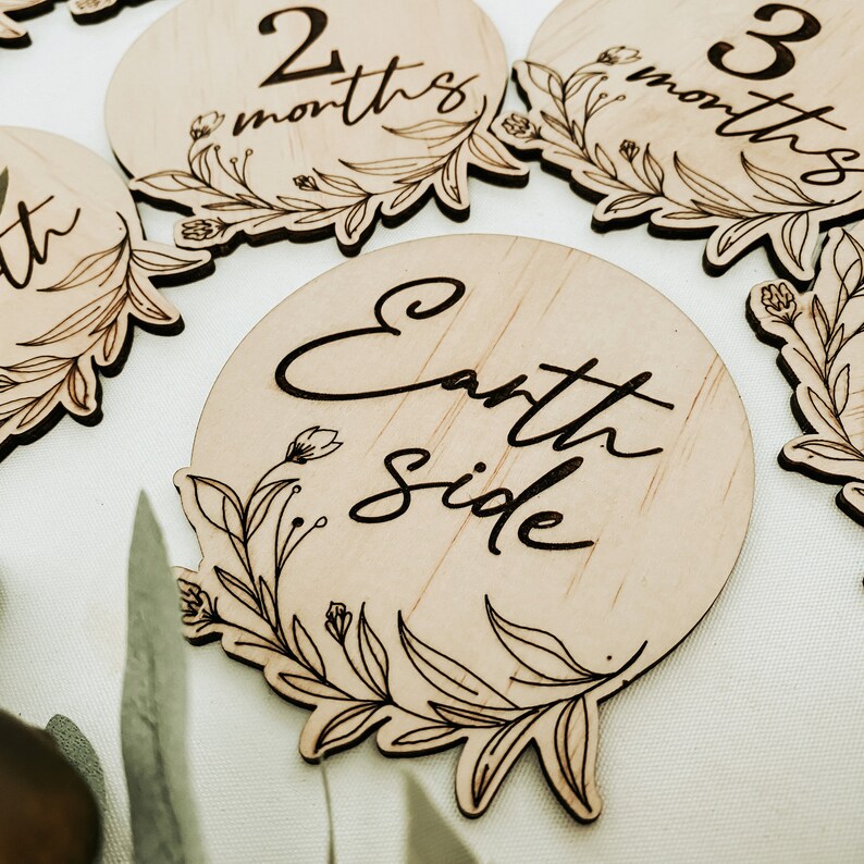 Floral Earth Side Monthly Milestone Disc Set - Newborn Monthly Baby ...