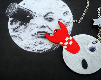 Wooden Necklace Trip To The Moon / "Le Voyage Dans la Lune" - Tintin + George Melies