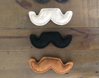 Catnip Mustache Cat Toy - Organic Catnip Cat Toy - Unique Cat Nip Mustaches Kitty Toy - Cat Dad Present