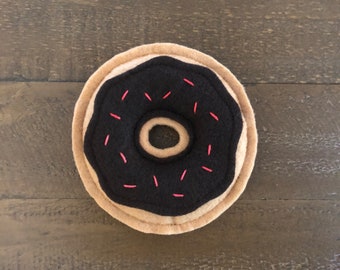 Catnip Donut Cat Toy - Chocolate Frosted Doughnut Organic Cat Nip Kitty Toy - Cat Lady Gift - Sprinkles Catnip Cat Toy