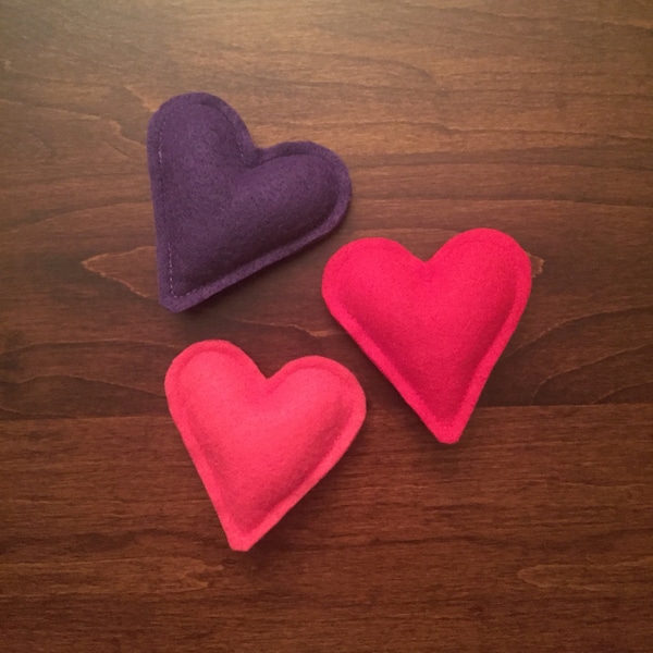 Heart Cat Toy – Organic Catnip Cat Toy - Love - Valentines Day Cat Gift - Cat Lover Gift