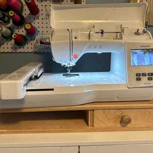 Embroidery Riser handmade, this one fits the machines like Innovis as well as others. Custom orders. Shipping lower 48 states US only.