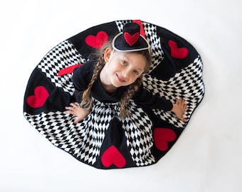 Queen of Hearts skirt and hat Costume for girls