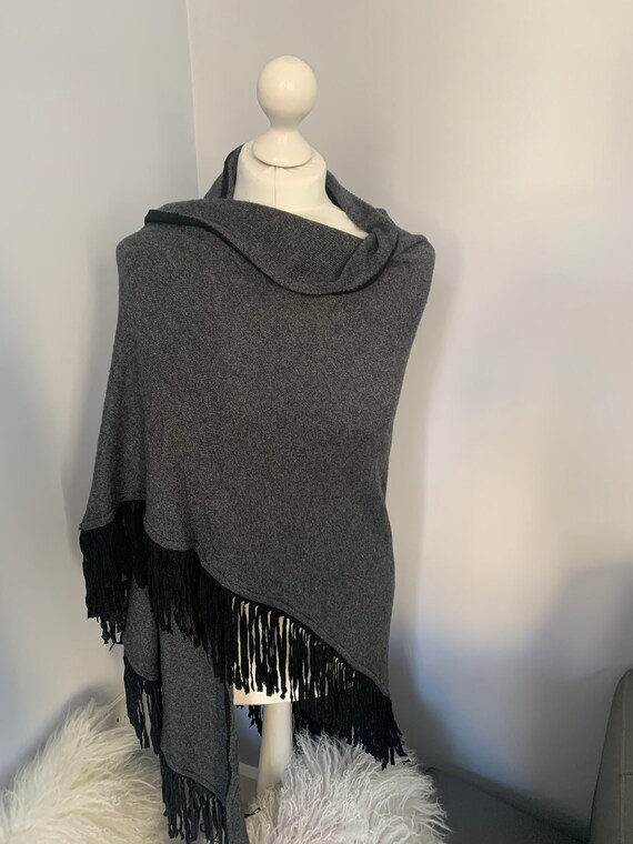 black tassel shawl