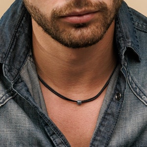 Eenvoudige zwarte chokerketting voor mannen, veganistische ketting voor heren, kralenketting heren, herenketting, sieraden voor mannen, veganistische sieraden, kerstcadeau