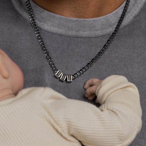 Collier Homme Personnalisable Avec 1 à 10 Prénoms - Chaîne Perles Gravées, Cadeau Papa, Fête Des Pères, Bijou Sentimental - 10