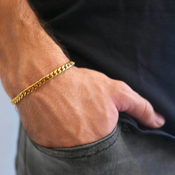 Men Simple Cuff Bangle | Mannenoutfit, Sieraden