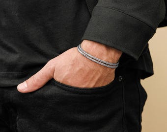 Herrarmband i silver, armband i rostfritt stål med 3 mm kantkedja, mattfri, vattentät och enkel silverarmband för vardagsbruk, för män eller kvinnor.