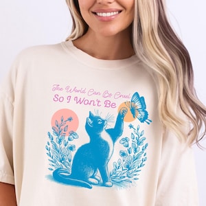 Floral Cat Mom Shirt, Butterfly Cat T-Shirt for Women, Boho Cat Lover Gift, Artistic Cat Mom Tee, Cute Gift for Cat Moms and Cat Lovers