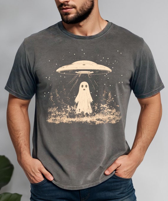 Alien Abduction Ghost T-Shirt: Spooky UFO Halloween Tee