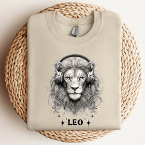 Leo Zodiac sweatshirt, Leo Horoscope sweatshirt, Astrology Top, Leo Star Sign Top, Line Art Shirt, Lion Top, Zodiac Gift Shirt, Lion shirt