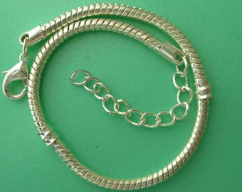 Silver Plated European Bead Bracelet: 7.5" with Extender Chain