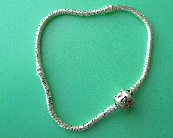 European Cat With Fish Charm Bead - Pandora Compatible Bracelet Charm For Snake Chain, Troll, Chamilia & More