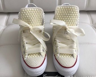 Converse de caña alta cubiertas de perlas