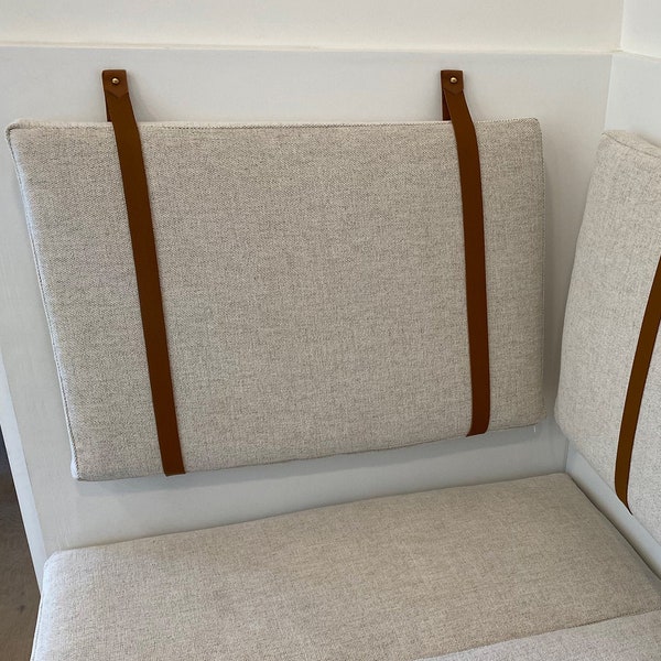 Sangle murale en cuir personnalisée pour accrocher des coussins, des têtes de lit, une sangle de banquette pour suspendre une étagère murale avec un crochet pour étagères suspendues dans une ferme