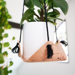 Hand-Painted Leather Plant Hammock: Speckled Indoor Hanging Planter