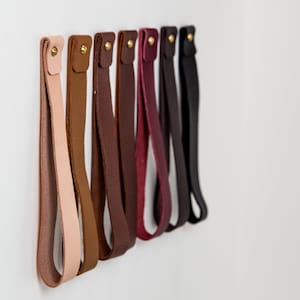 großer Lederriemen Wandhaken Handtuchhalter Handtuchhalter Wandhaken Hakenleiste Handtuchhaken Handtuchhalter Handtuchhalter Handtuchhalter Handtuchhalter Wandhaken