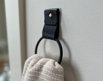Petit anneau porte-serviettes noir large et rond - Suspension murale moderne avec crochet pour essuie-mains - Boucle de suspension en cuir - Porte-serviettes pour salle de bain