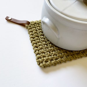 Closeup of Pot Holder as trivet