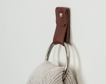 Small Wide Round End- Silver Towel Ring modern hand towel hook wall hanging Leather Strap loop hanger holder bathroom boho interior design
