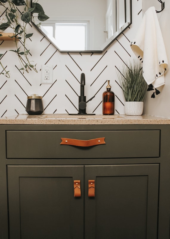 Leather online cabinet pulls