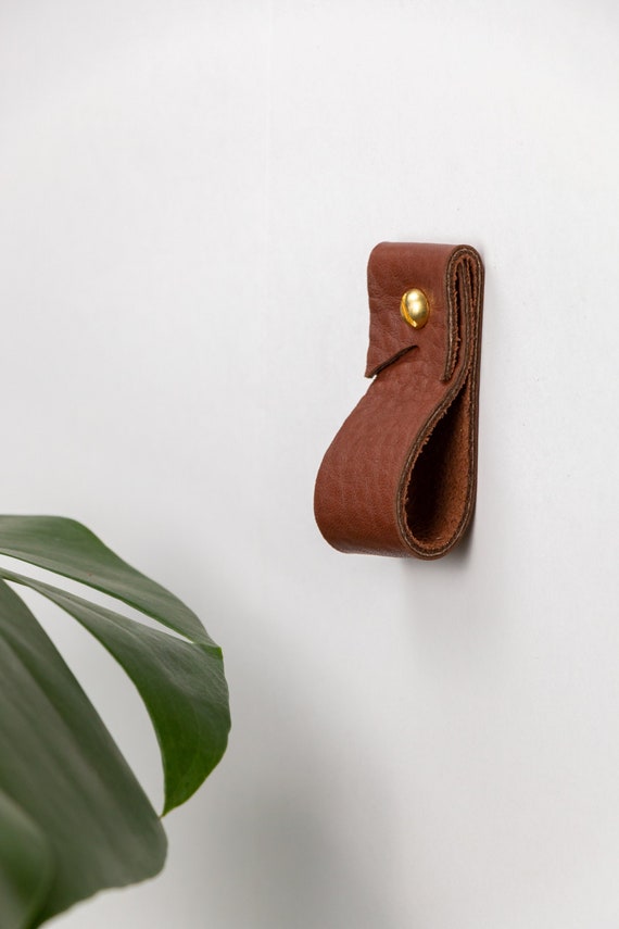 Small Leather Strap Brass Ring Wall Hook Wall Hanging Storage Towel Hook  Modern Bathroom Towel Rack Leather Loop Strap Holder Scarf Hanger 