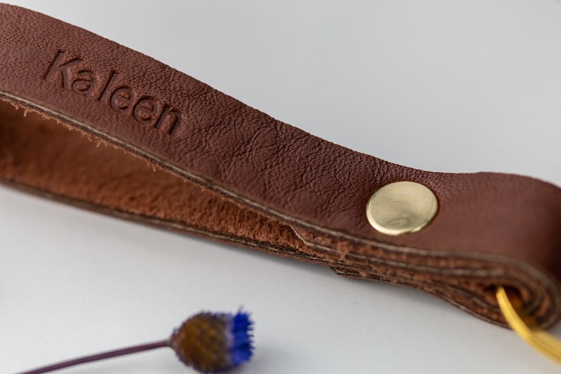 Closeup of Leather Loop.