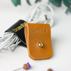 Closeup of Small Cord Holder.