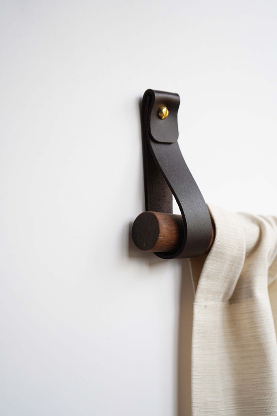 Hooks for online dowel rods