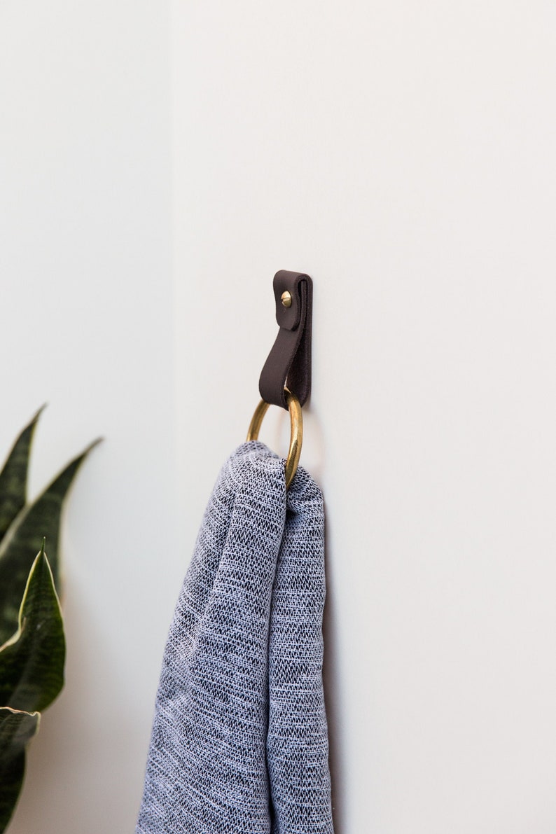 Small minimalist leather strap hanger for bath towel holder leather wall hook strap towel hook bathroom decor brass towel ring nordic home