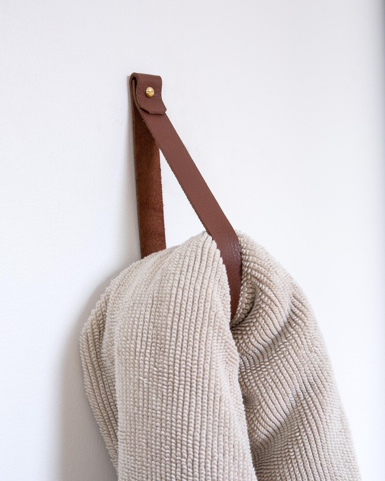 Grand crochet mural en cuir pour suspension mural avec rangement pour serviette Walnut