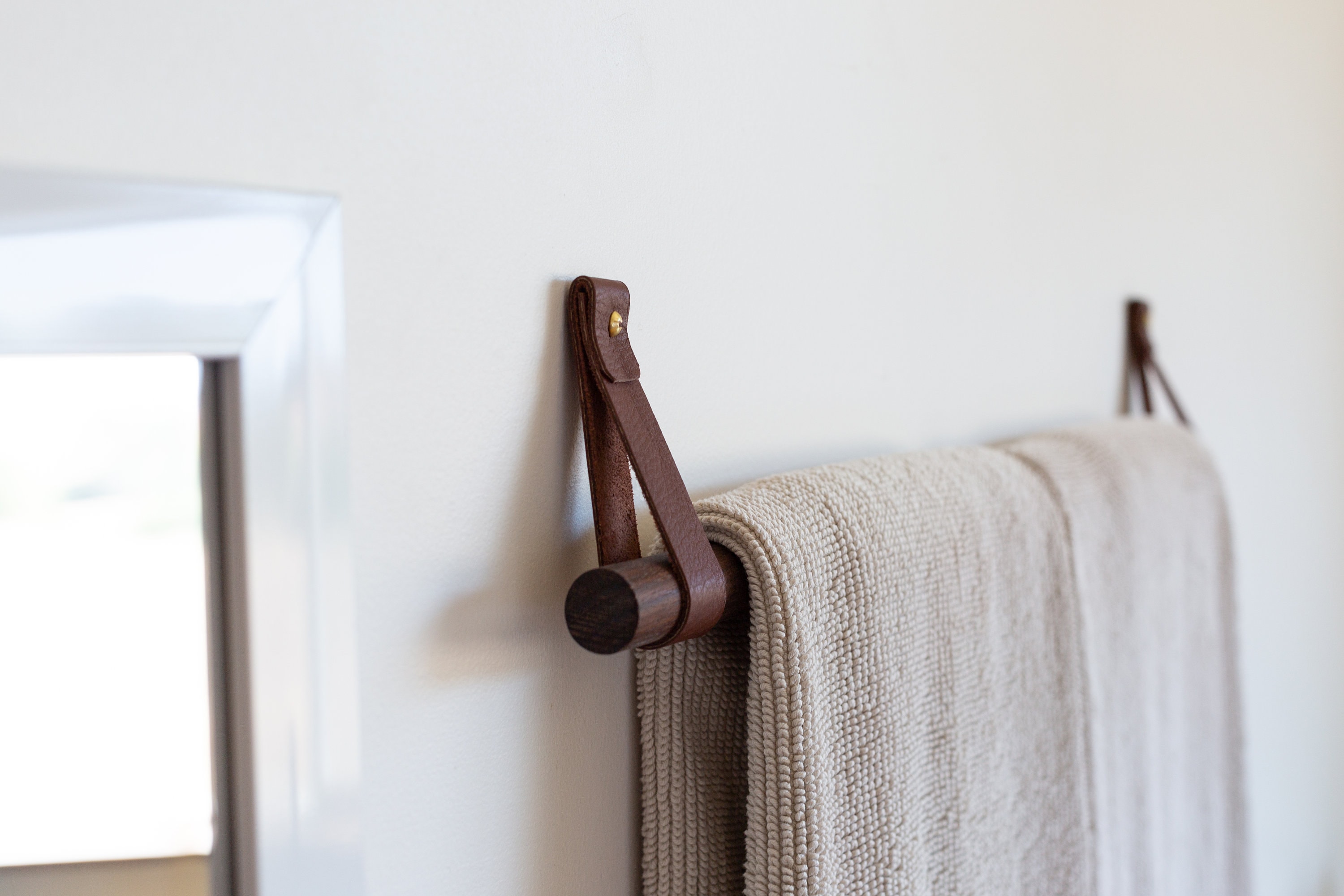 Leather Hanging Towel Holder Kit Brass Hand Towel Rail for - Etsy Israel