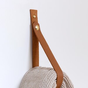 Leather Bath Towel Hanger Snapping Wall Loop Hook Snap Closure modern minimal hook decor simple design strap for hanging holder farmhouse