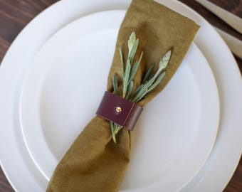Ronds de serviette en cuir naturel : décoration de table élégante, lot de 4