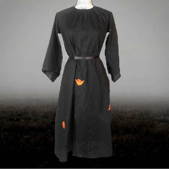 Vintage halloween black dress!