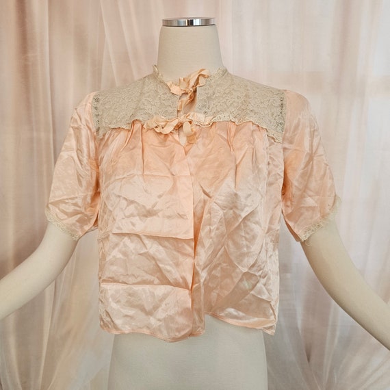 Vintage 1930s Bedjacket Robe Lingerie Peachy Apri… - image 10