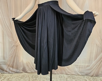 Vintage 1970s Skirt Black Pleated Flowy Layered  Disco Retro