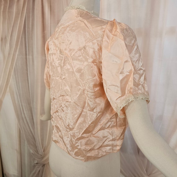 Vintage 1930s Bedjacket Robe Lingerie Peachy Apri… - image 6