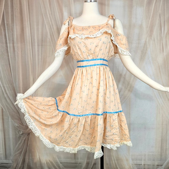 Vintage 1970s Dress Sundress Peach Pink Off the S… - image 1