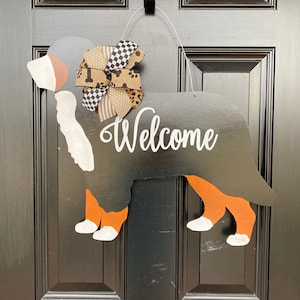 BERNESE MOUNTAIN Dog Door Hanger, Dog Door Hanger, Dog Decorations, Pet Door Hanger, Dog Decor, Wooden Dog Sign, Bernese Mountain Dog Sign