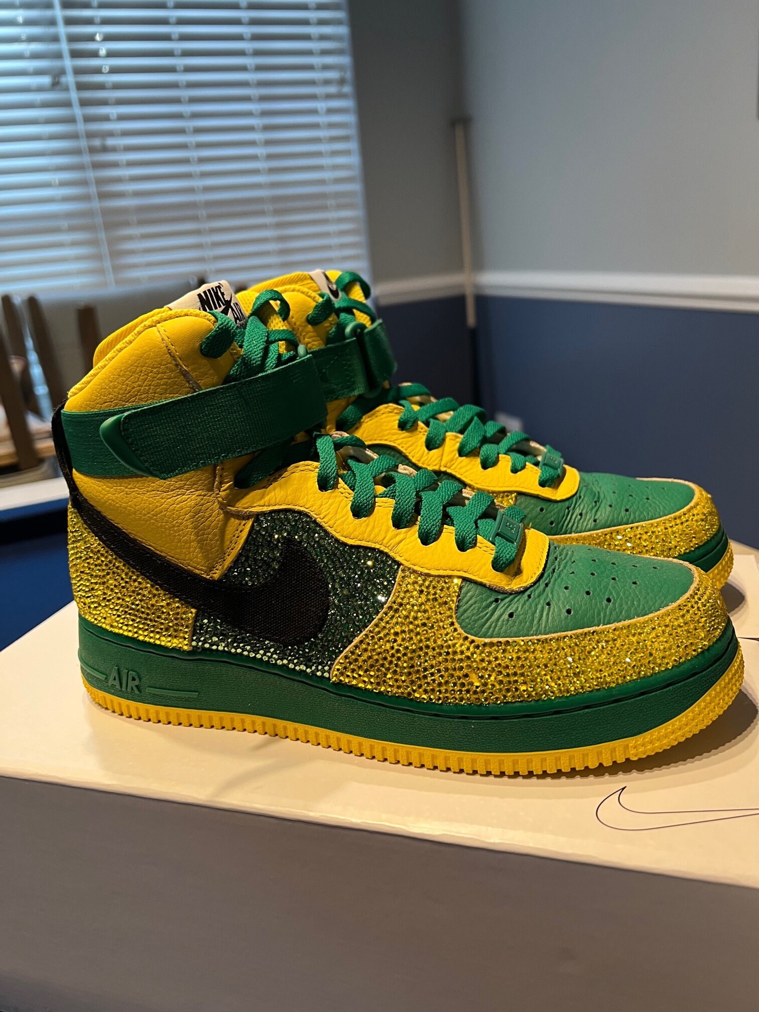air force 1 yellow and black high top