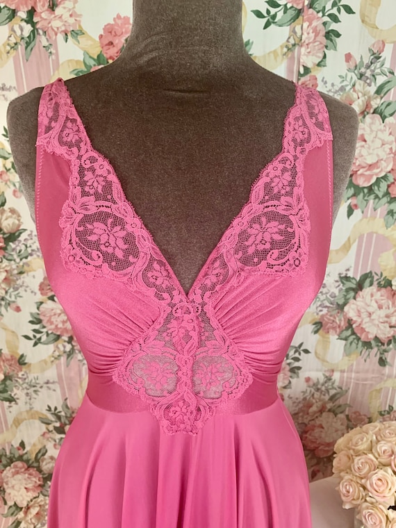 New~ Rosewood Rouge Olga Nightgown