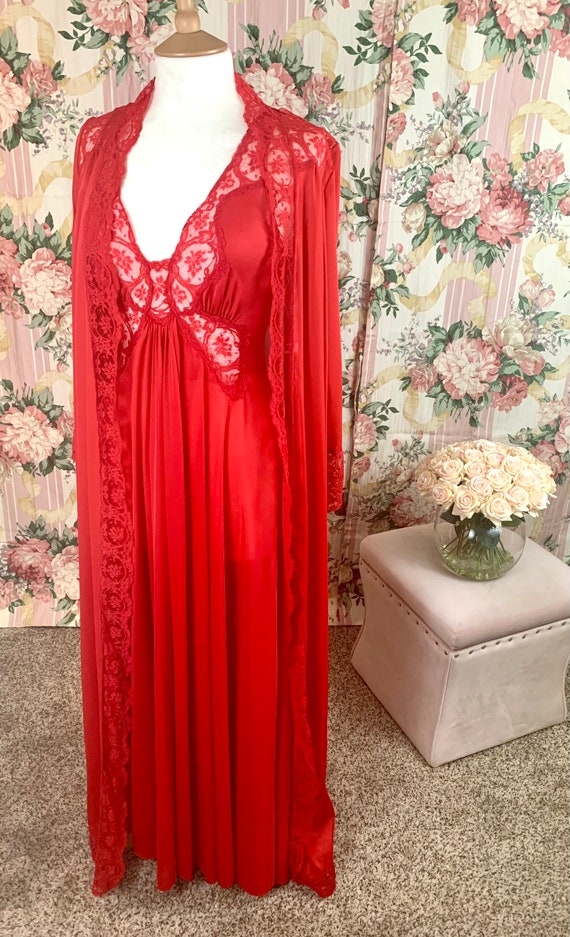 New~Rose Red Olga Nightgown set - image 3