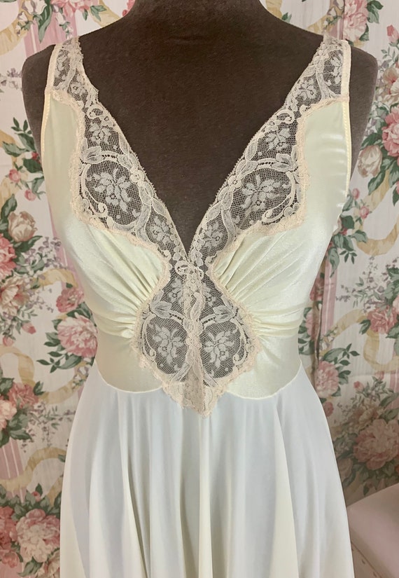 New~Milk and Honey Cream Olga Nightgown